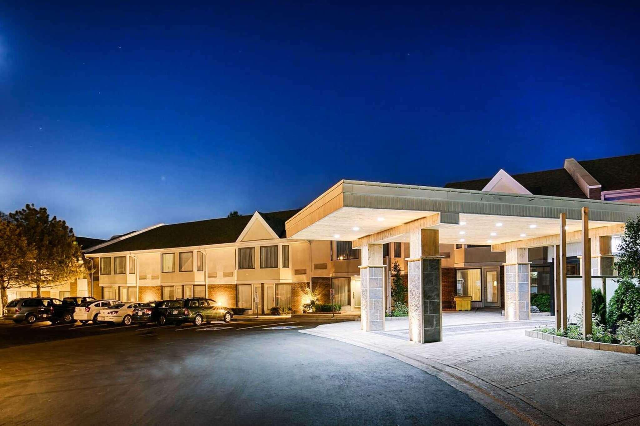 Quality Inn & Suites Brampton Buitenkant foto